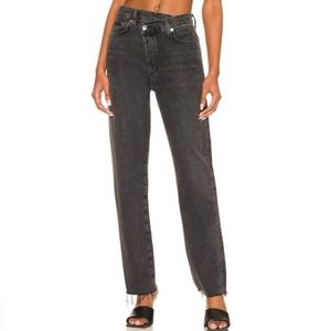 Agolde Criss-Cross straight leg jeans. 🖤